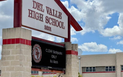 Del Valle ISD aprueba alza salarial general del 6%, elevaría de maestros $58,000