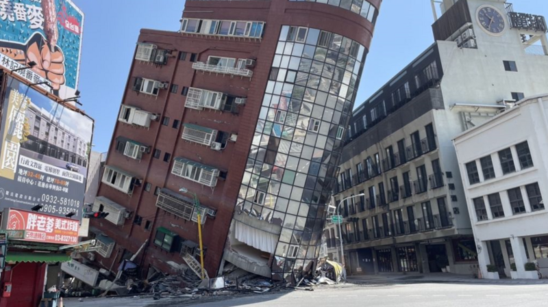 Al menos 9 personas mueren y más de 900 resultan heridas en un terremoto de magnitud 7,4 en Taiwán
