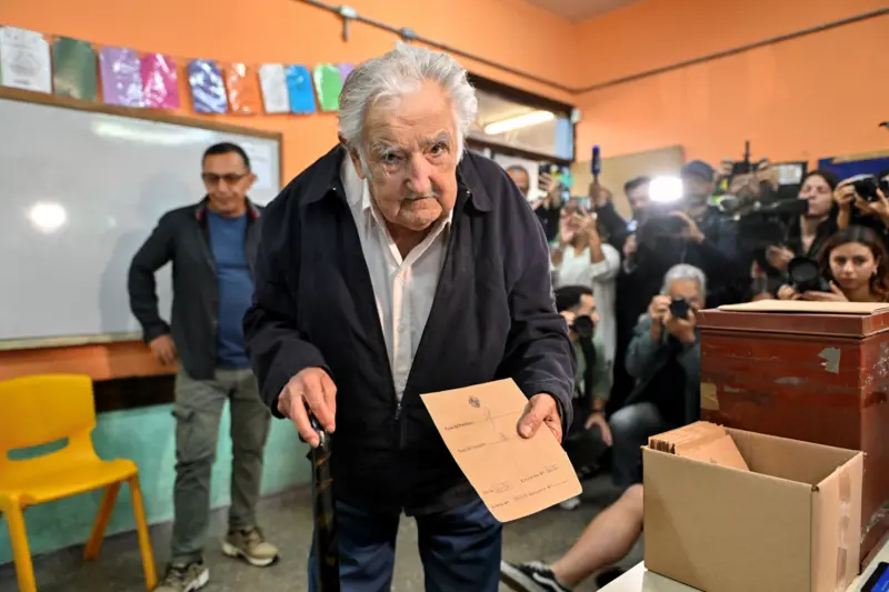 Por qué la elección de Yamandú Orsi como presidente de Uruguay cierra un capítulo difícil para su padrino político José “Pepe” Mujica